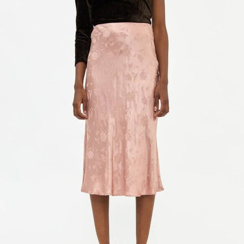Margot Jacquard Satin Slip Skirt in Rose